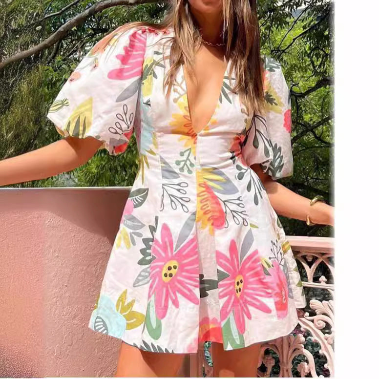 Vestido corto con manga abullonada - Modelo Flor