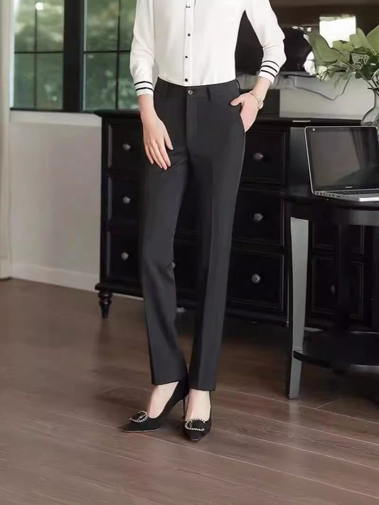 Pantalón recto negro - Modelo Elas