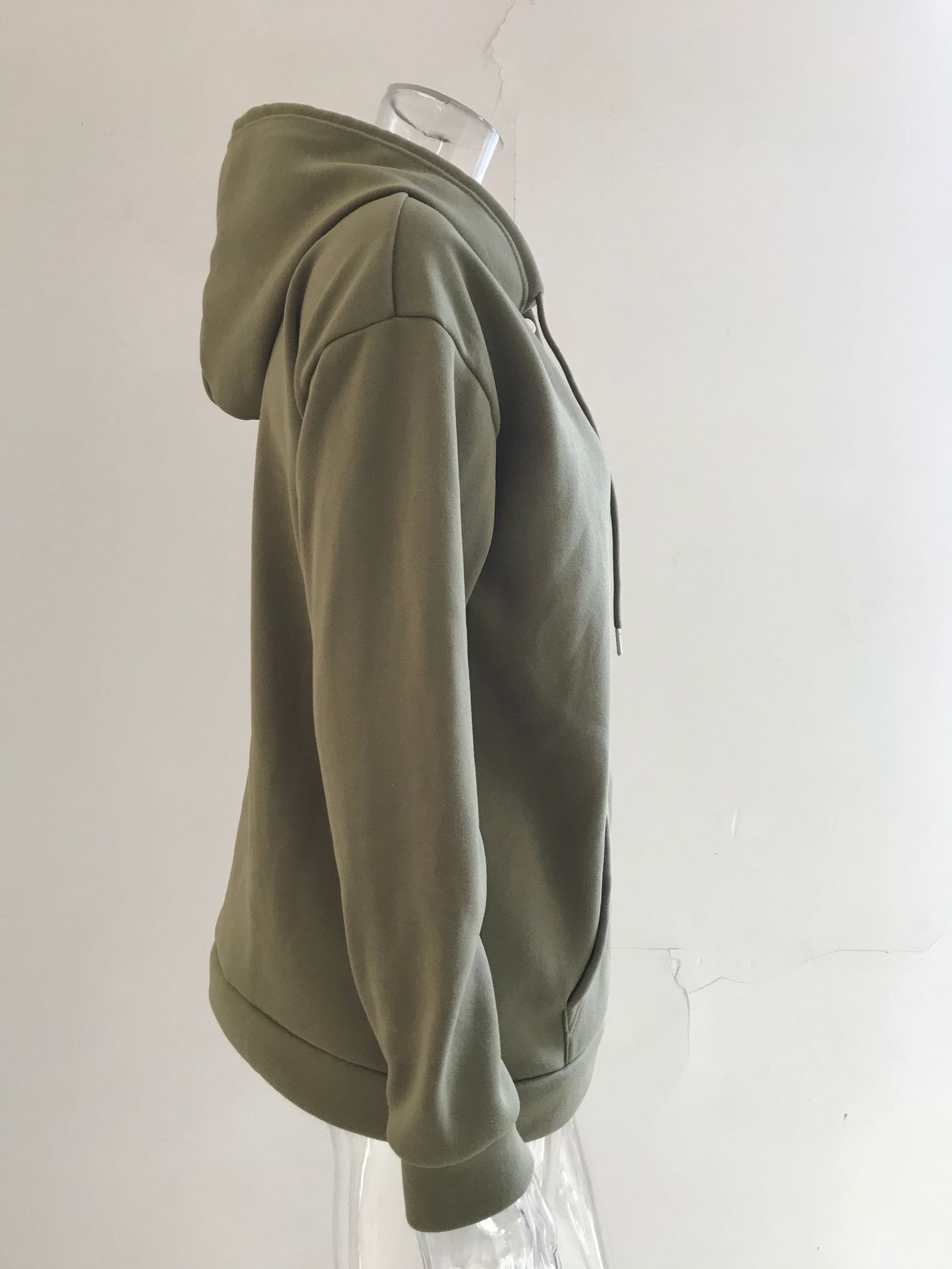 Sudadera con capucha y botones en el escote - Modelo Button