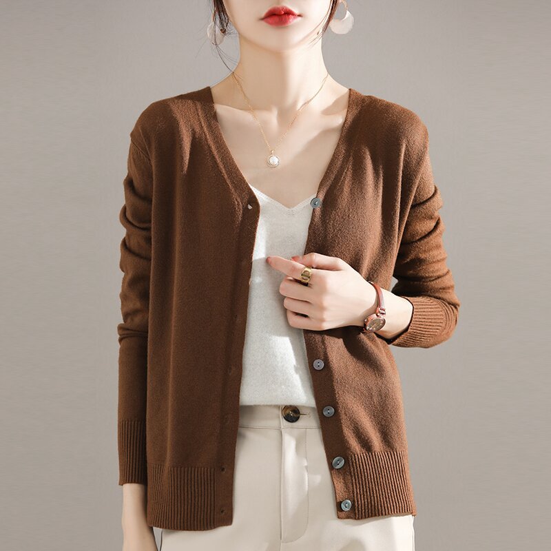 Chaqueta de punto básica - Modelo Tailandia