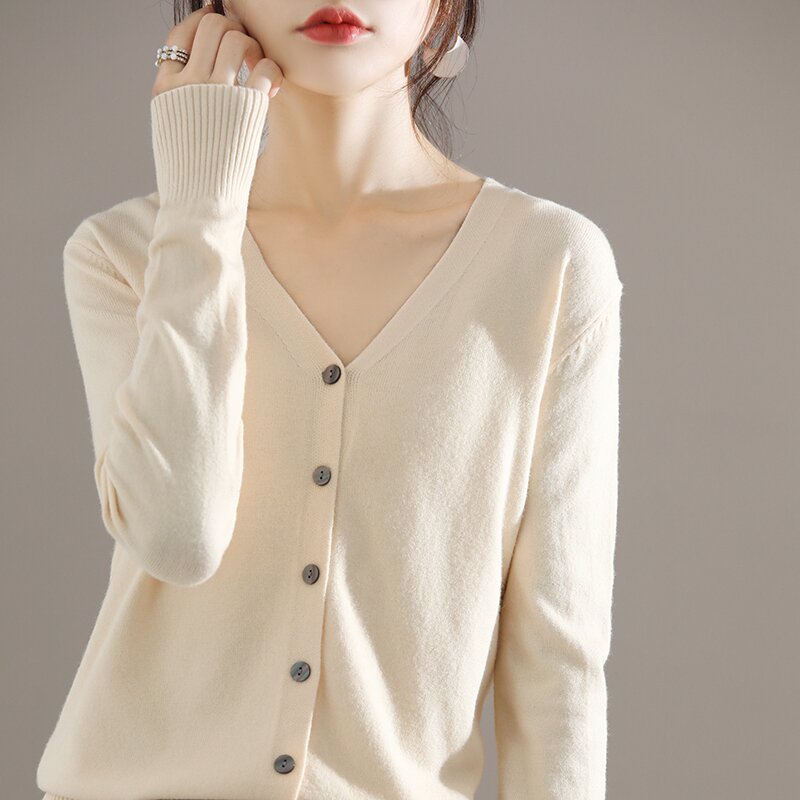 Chaqueta de punto básica - Modelo Tailandia